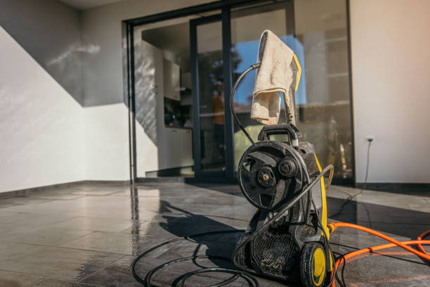 Best Pool Deck Cleaning in Belgium, WI