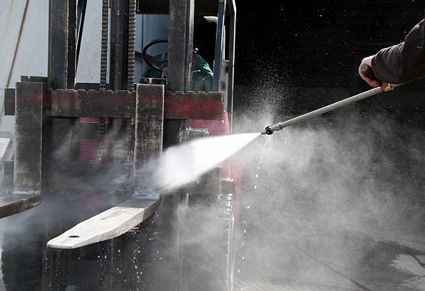 Best Building Exterior Pressure Washing in Belgium, WI